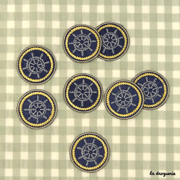 Aufnäher "Rundes Steuerrad" 33 mm für den Großhandel von LA DROGUERIE