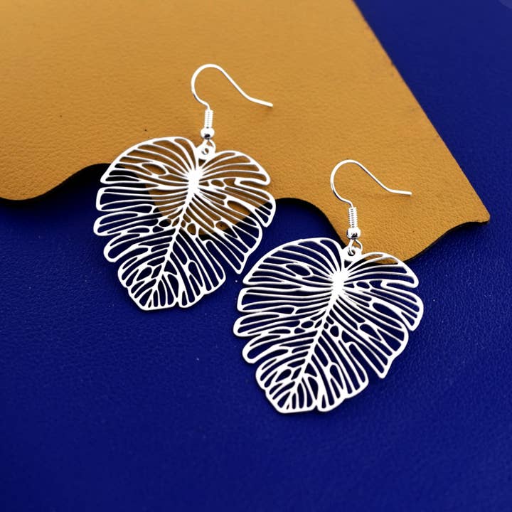 Boucles d'oreilles en acier inoxydable feuille vintage pour la vente par HappyJewelrySupplies