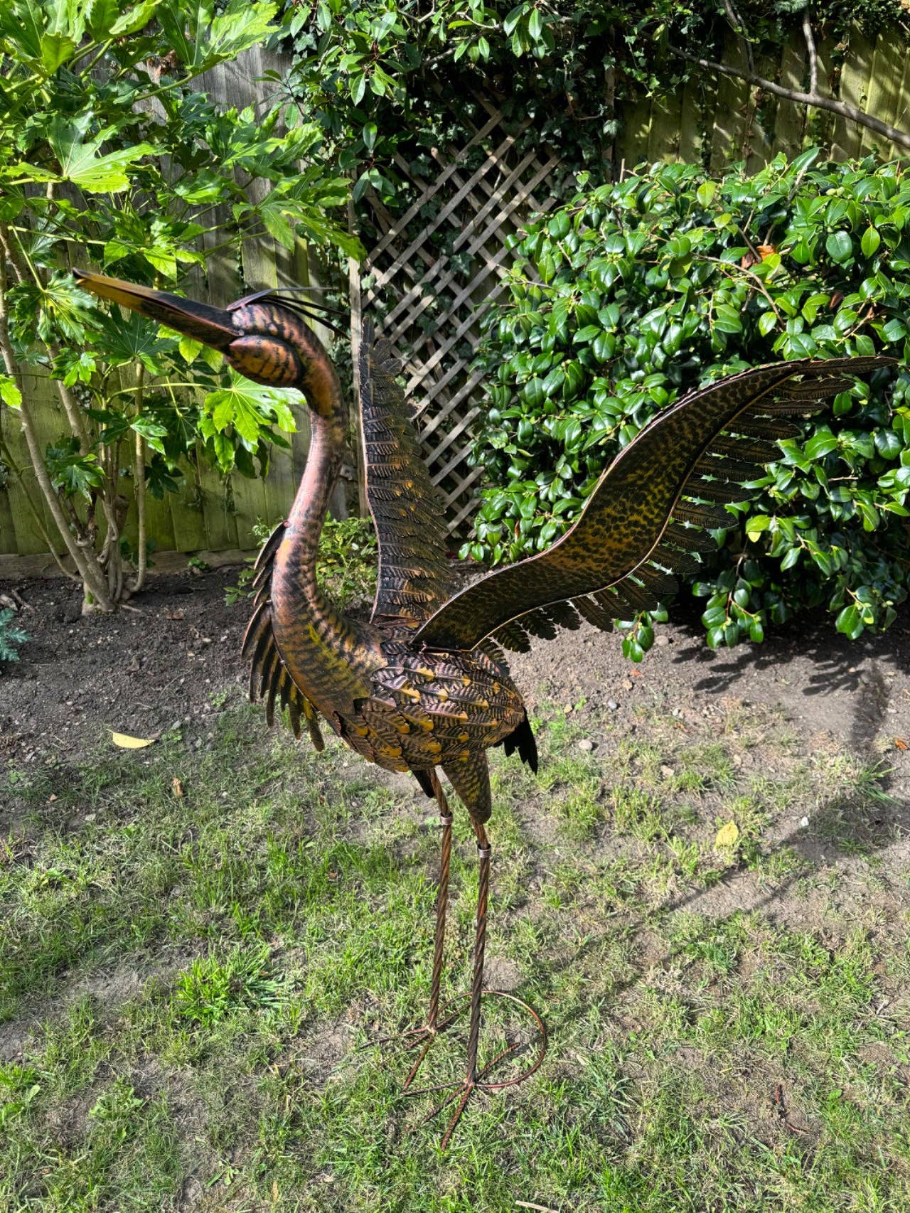 Marissa's Gifts - Wholesale Outdoor Ornament/Decor - Large Bronze with gold brush Heron Dimensions are 79 x 60 x 107cm. | Garden Statue | Bird Yard Art | Outdoor Decor2