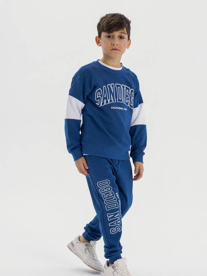Boys crew neck sweatshirt and joggers set 2-14y cobalt blue for wholesale by Minoti sp. z o.o.