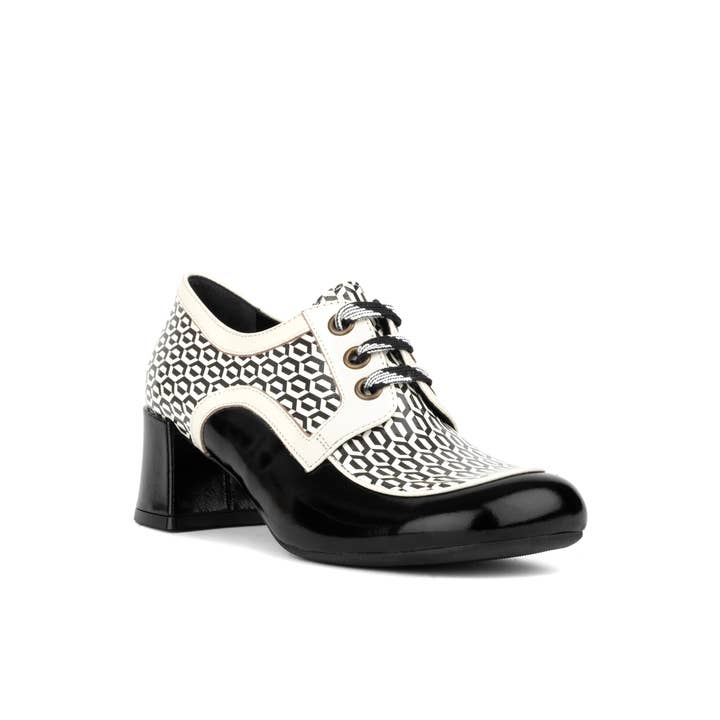 Embassy London – wholesale Low heels – Women′s – Sovereign - Black & white Optical - Women's leather lace up shoe with block heel1