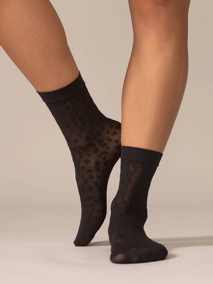 Rachel - Wholesale Socks - Women's - Mini Leopard Sheer Socks in Black - Boxed