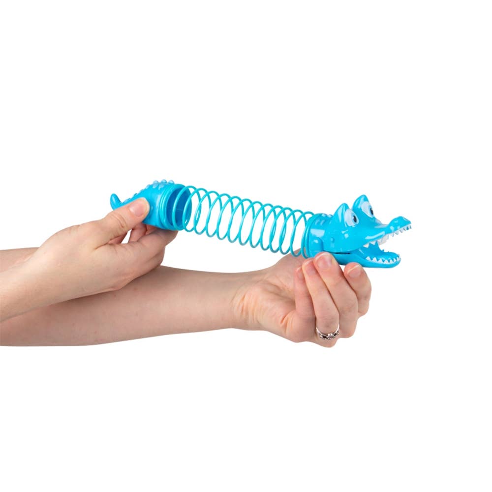La Luna Bella - Toys - Wholesale Classic Toy - Kids - Wind Up Coil Spring Alligator 7" - LLB Toys3