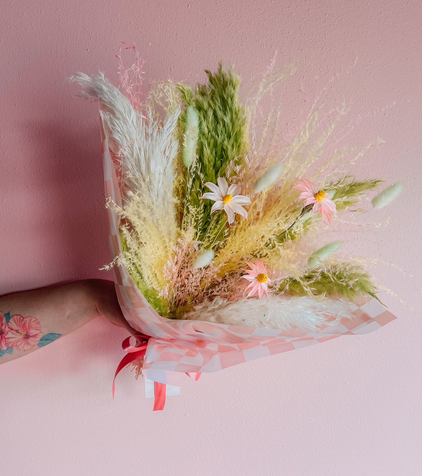 In Flower - Wholesale Dried/Pressed Flowers - In Flower Dried Floral Bouquet - Medium1