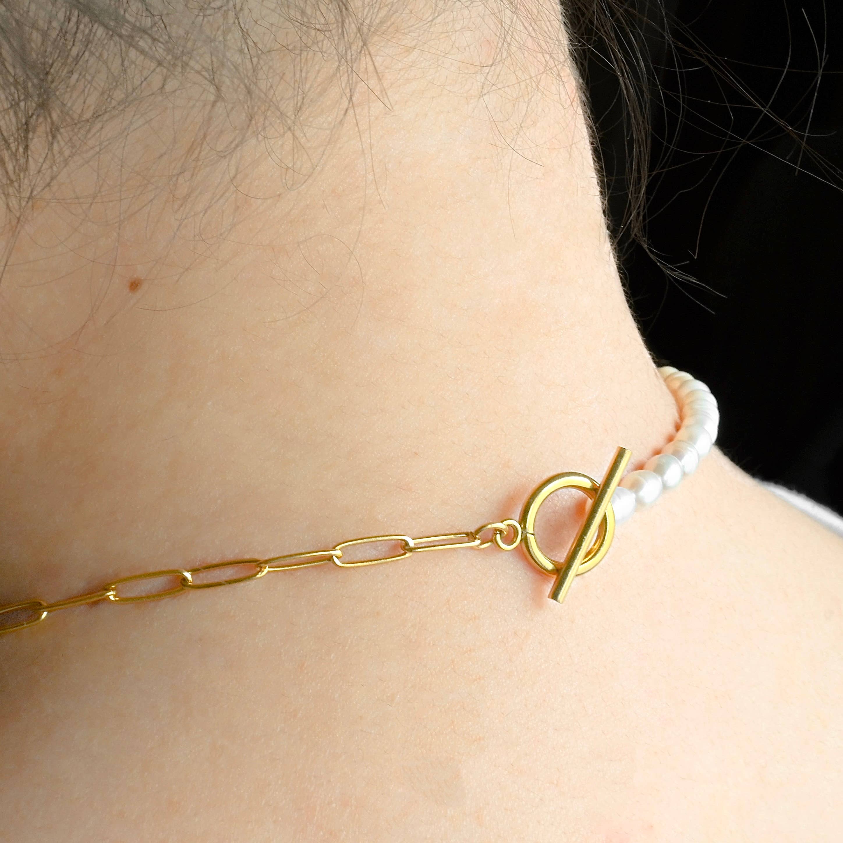 Blueyejewelry - Wholesale Beaded/Pearl Necklace - Pearl Toggle Necklace - Half Paperclip Half Pearl Necklace3