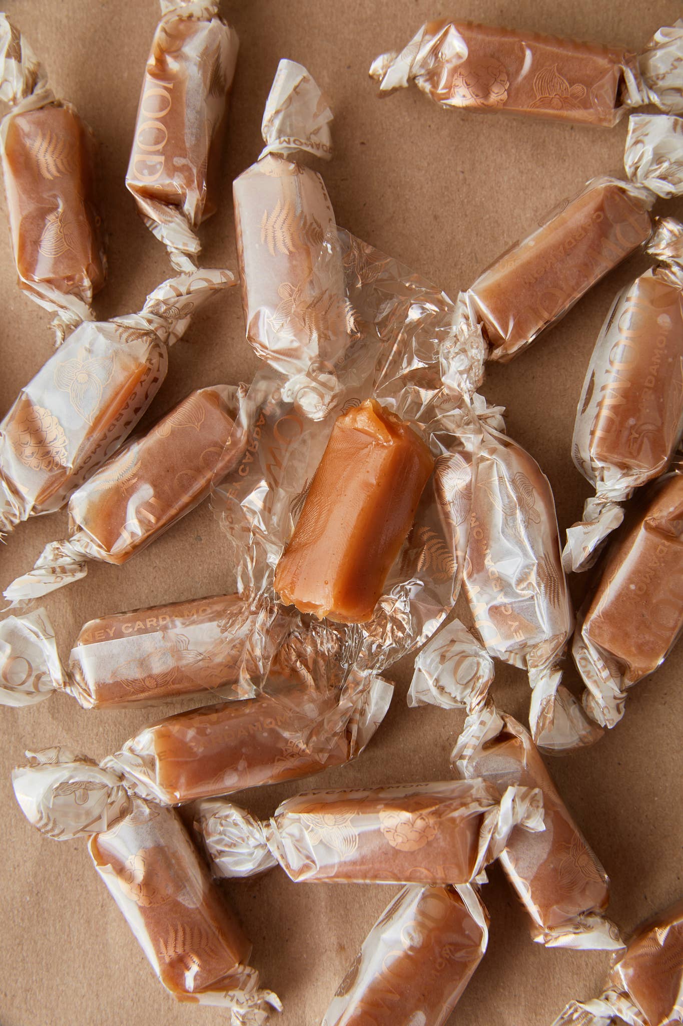 Wildwood Chocolate – wholesale Caramel – Cardamom Honey Caramel Box3