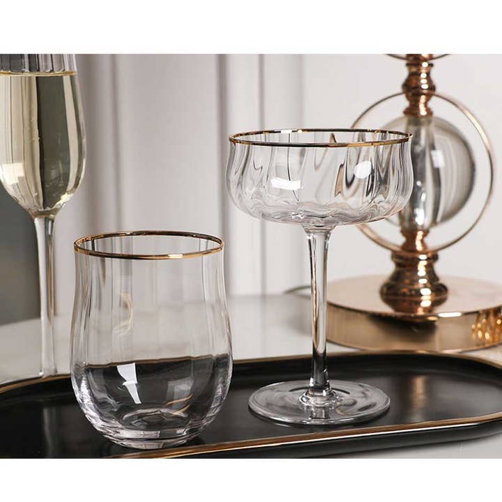 TUTU Home - Wholesale Champagne flute - “Petal” Champagne Flute Crystal Glass with Gold Rim3