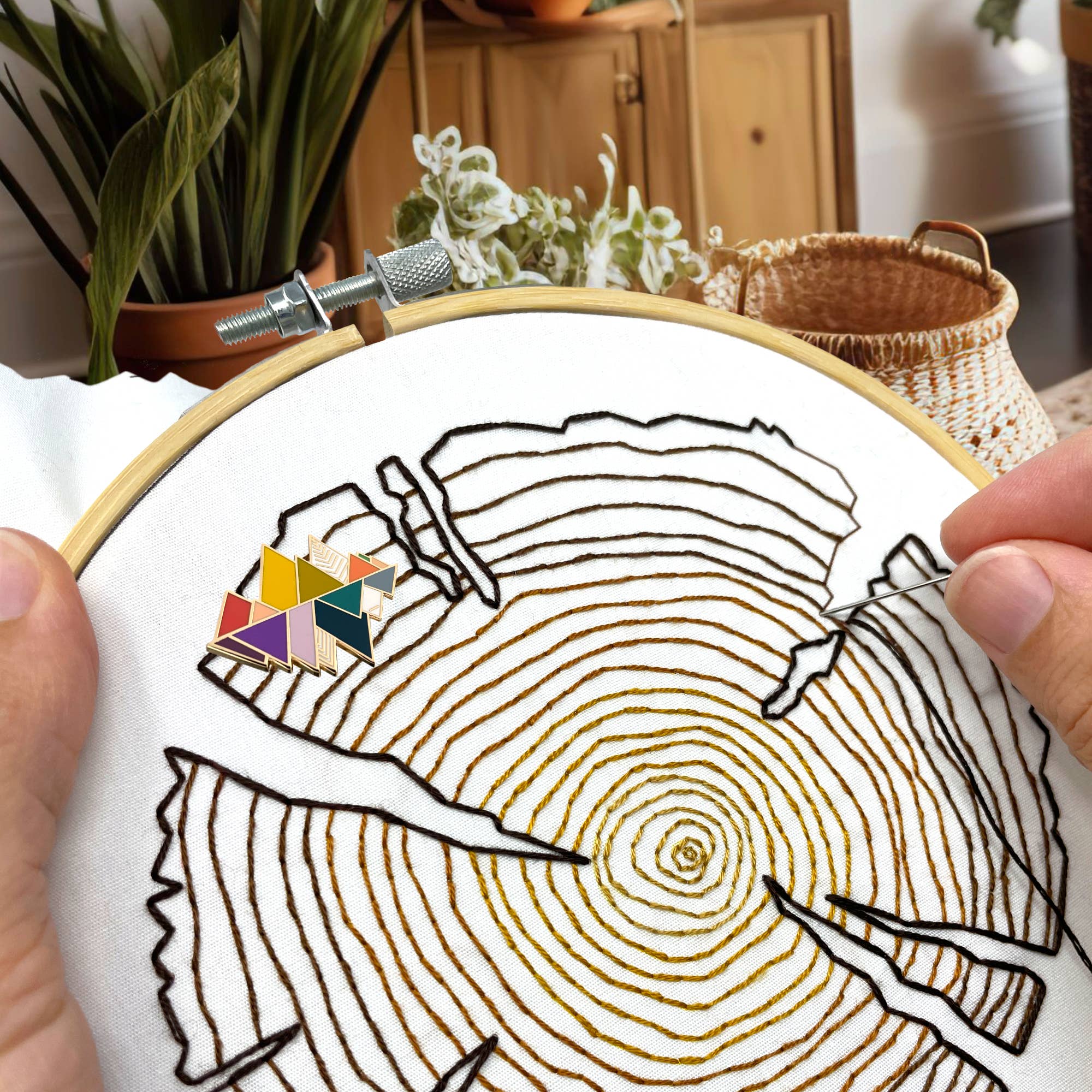 Embroidery and Sage – wholesale Embroidery/cross-stitch supplies – The Mountains - Magnetic Needle Minder3