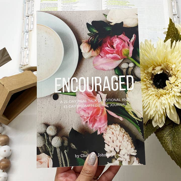 21-Day Devotional for Christian Women: Find Encouragement for wholesale by Dear Bold Believer
