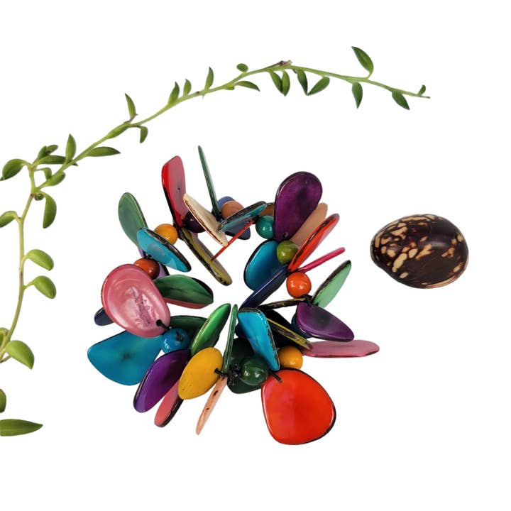 Organic jewelry by Allie – Großhandel Perlenarmband – Oahu Lei-Stil Tagua-Armband Insel-Strand-Schmuck24