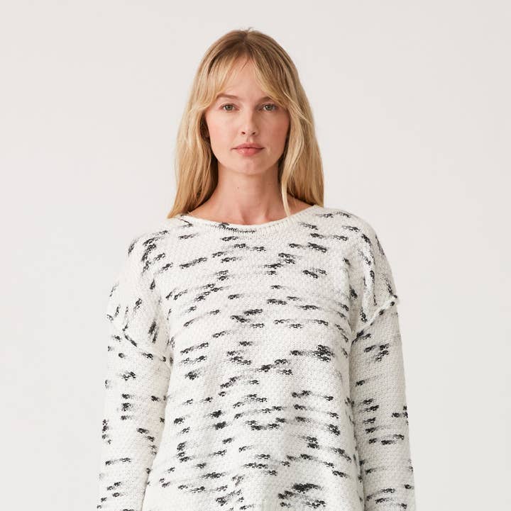 Ivory Black Round Neck Long Sleeve Oversized Pullover for wholesale on Faire0