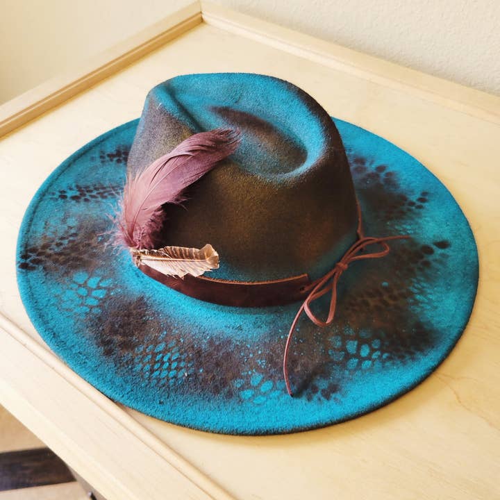The Jewelry Junkie - Venta al por mayor Sombrero fedora - Mujer - Sombrero Boho Occidental de Vaquera Pintado a Mano PERSONALIZADO y Banda (A13)