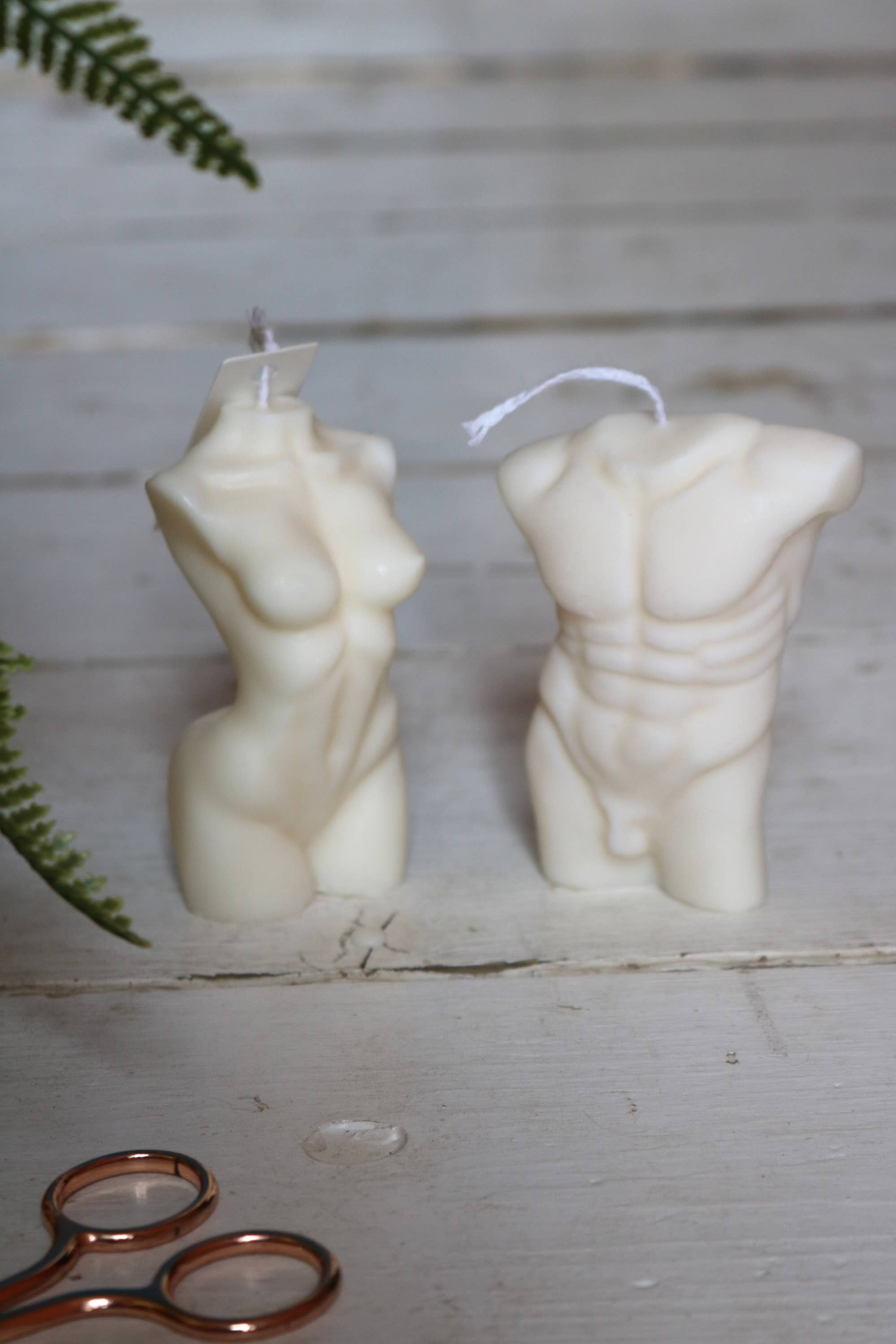 Mae Fleur - Vente Bougies originales - Bougie pour torse pour femme | Bougie corporelle féminine1