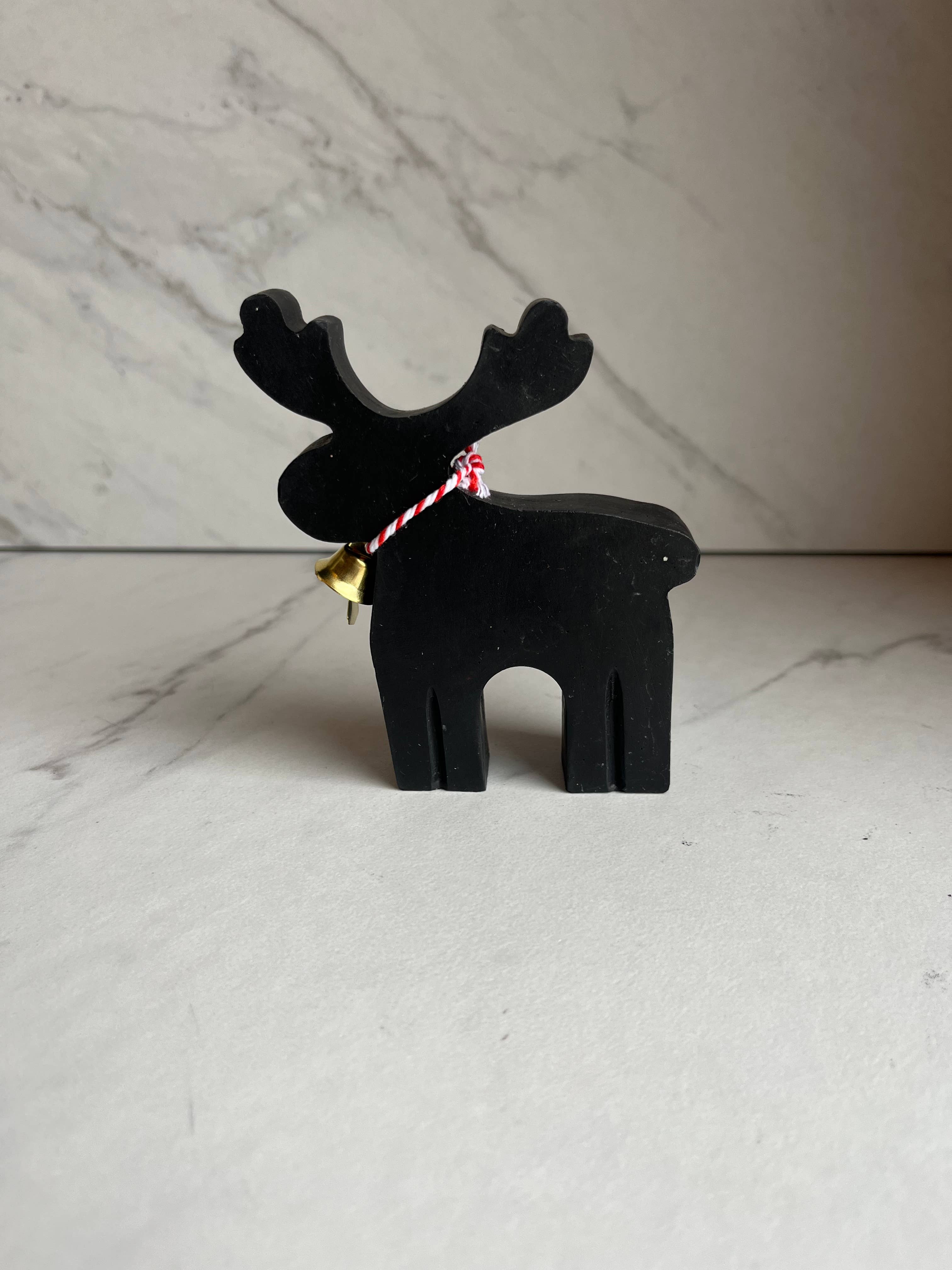 Nora - Wholesale Christmas Decoration - Concrete Christmas Reindeer0