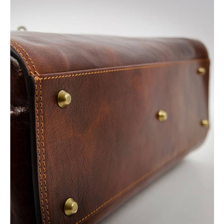 Time Resistance – Großhandel Aktentasche – Unisex – Große braune Arzt-Tasche aus Leder – Mrs Dalloway7