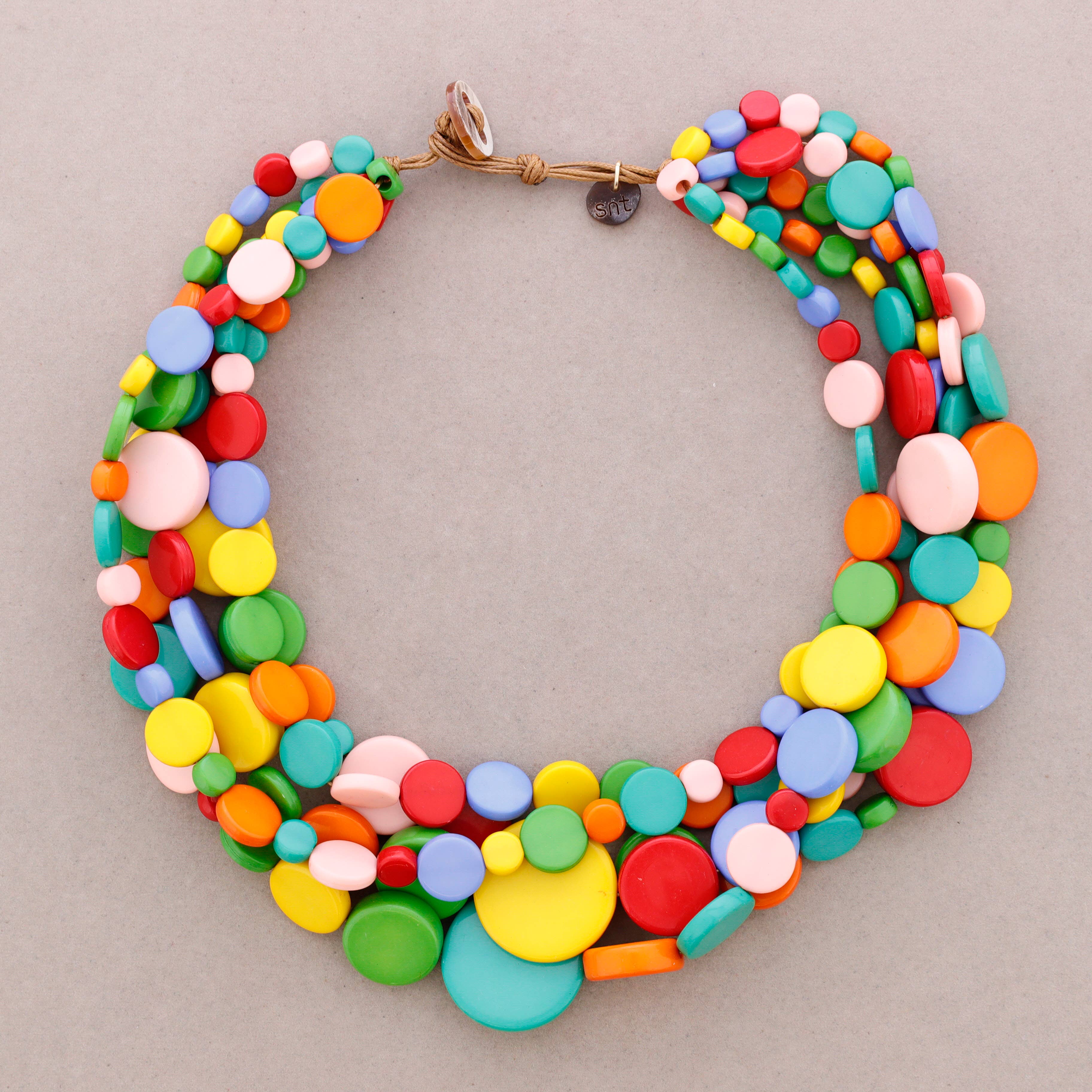 Sonata – Joias personalizáveis por atacado – Gargantilha 5 Contas Resina2