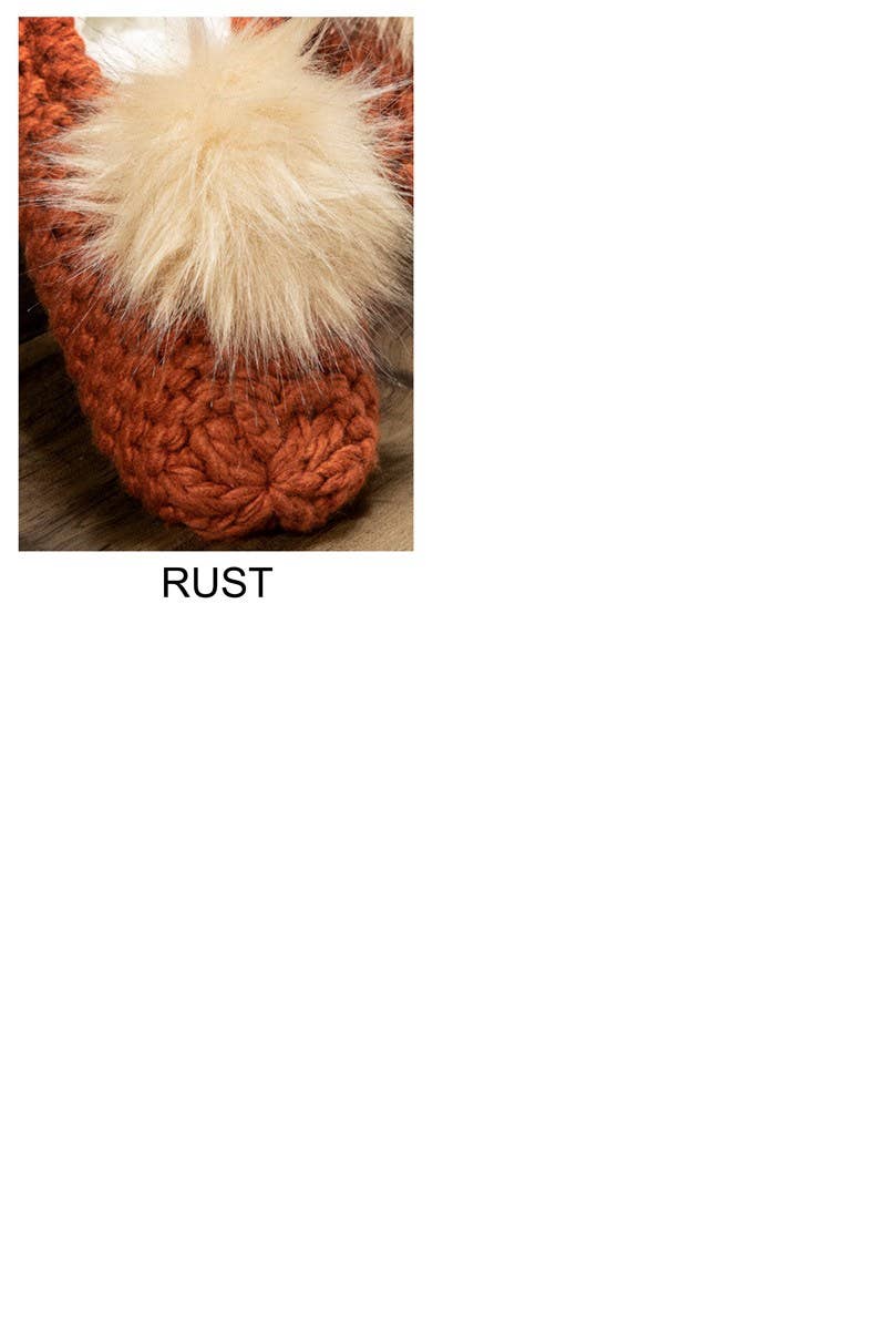 Urbanista - Wholesale Slippers - Women's - Knitted Slippers with Pom Pom4