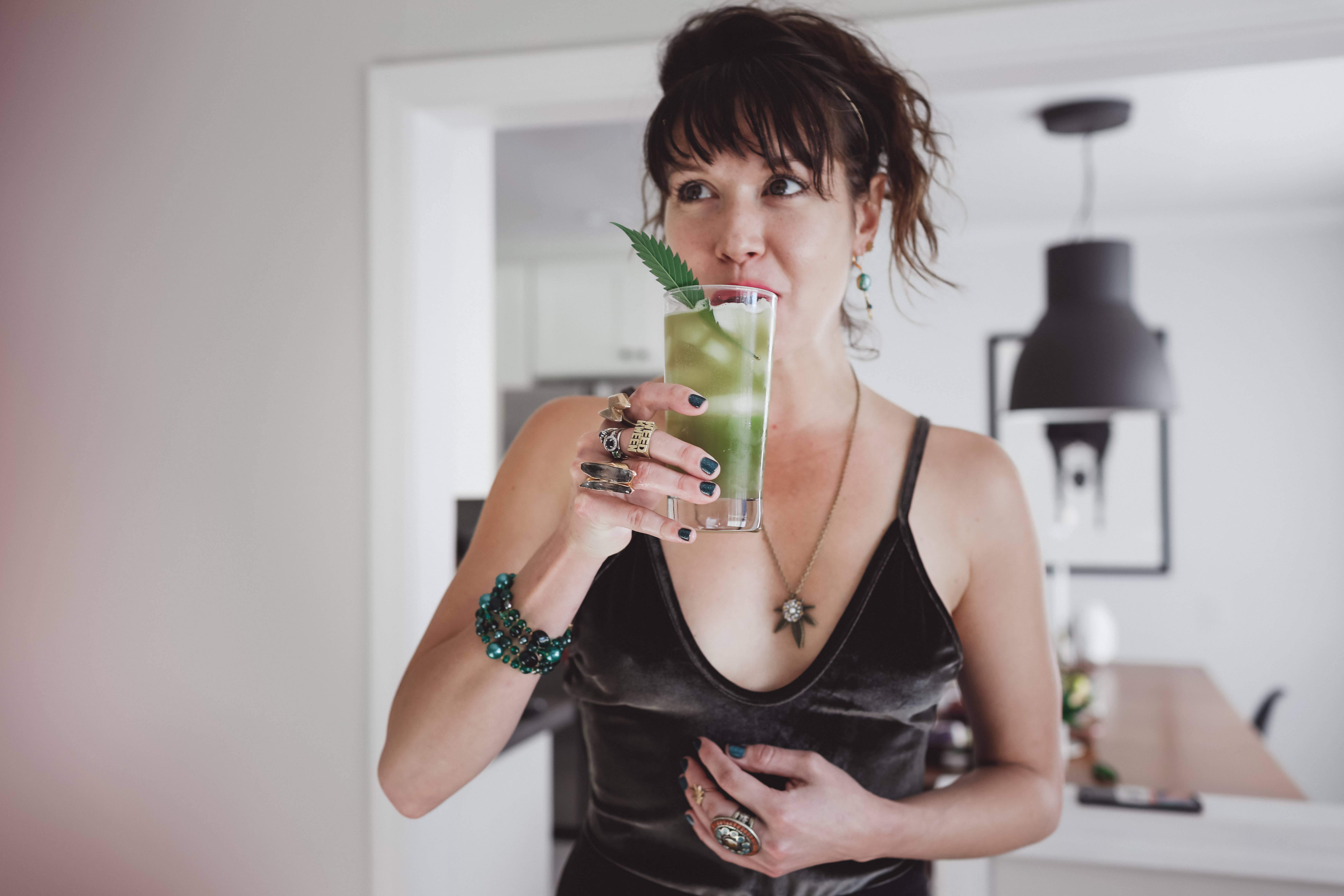 Smokies Toke Couture - Wholesale Pendant/Charm Necklace - Bronze Pearl Flower Cannabis Weed Necklace1