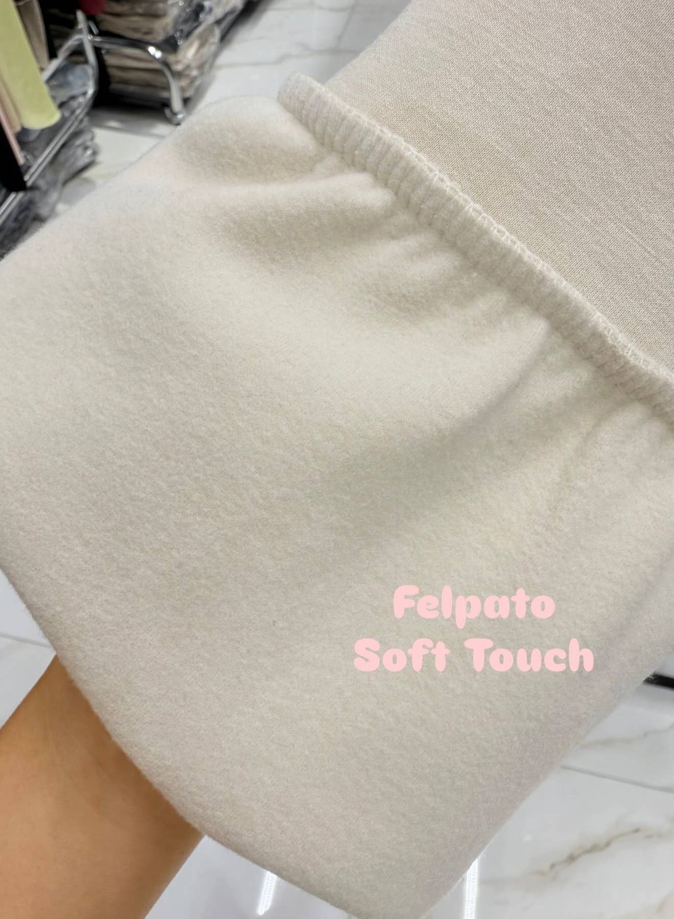 Chilli Girl Collection - Wholesale Activewear Set - Women's - Oversize fleeced sweatshirt and balloon sweatpants set  3