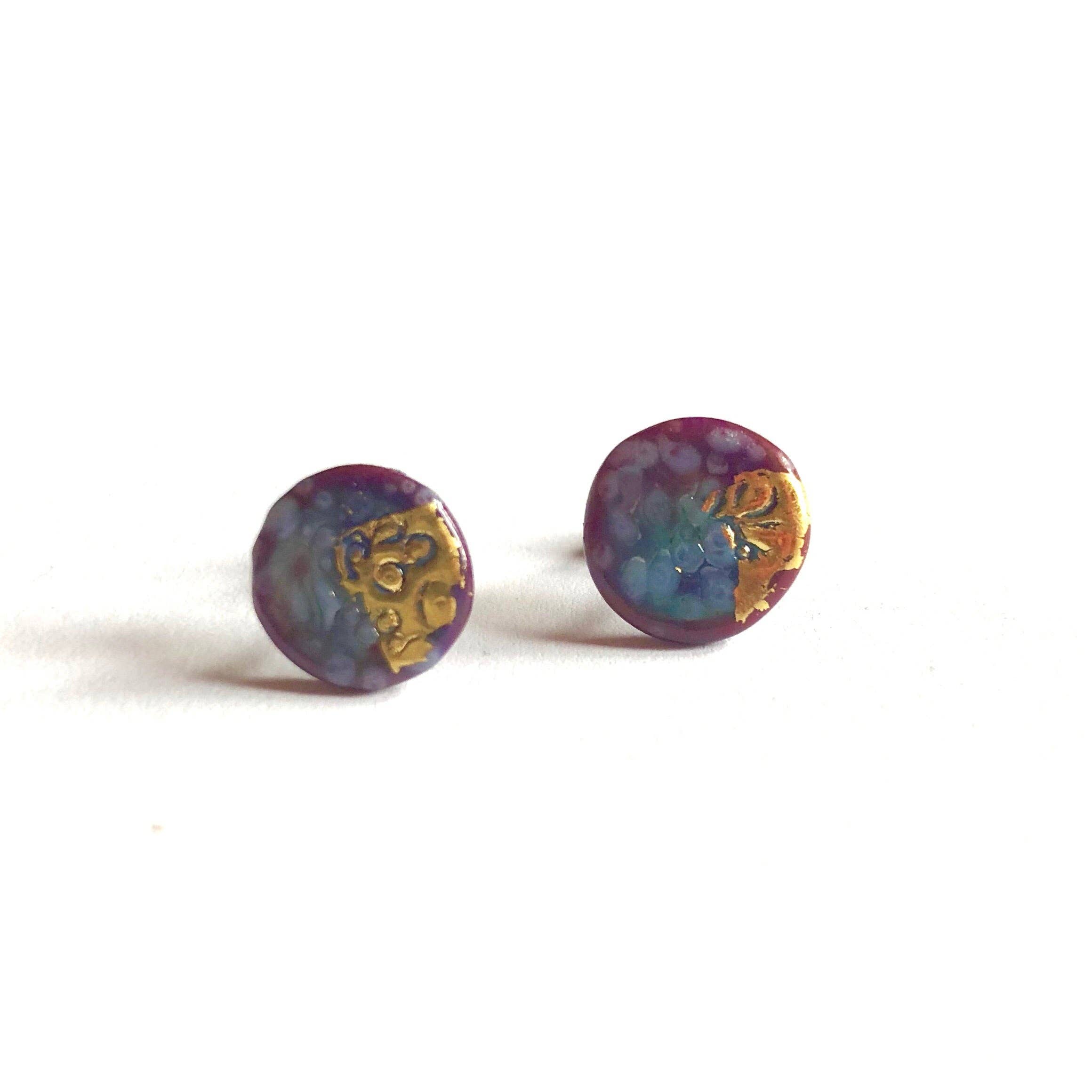 Helen Chalmers - Wholesale Stud/Post Earrings - Glass and Gold Midi Stud Earrings, Dragon Egg