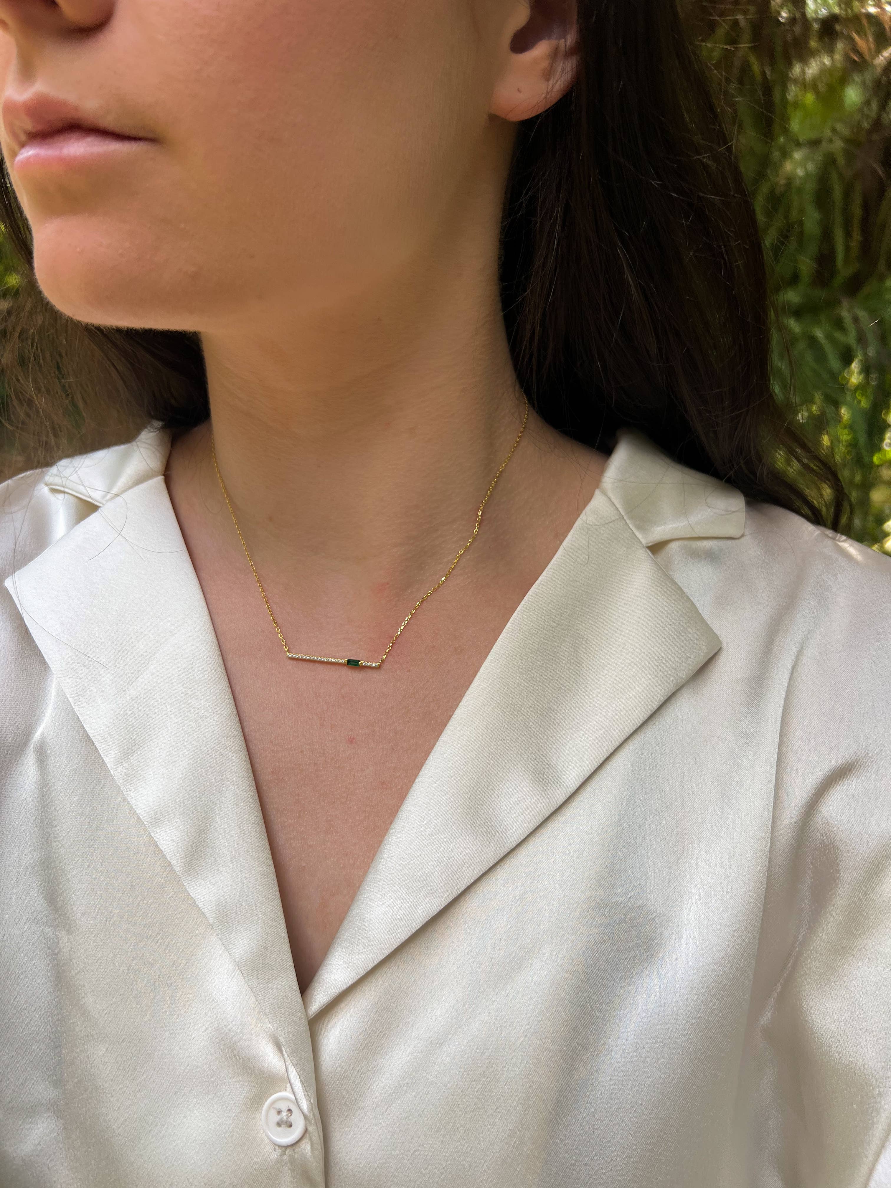 Elyssa Bass Designs - Wholesale Halskettinghanger - Smaragdgroene halsketting met Pavé Cz1