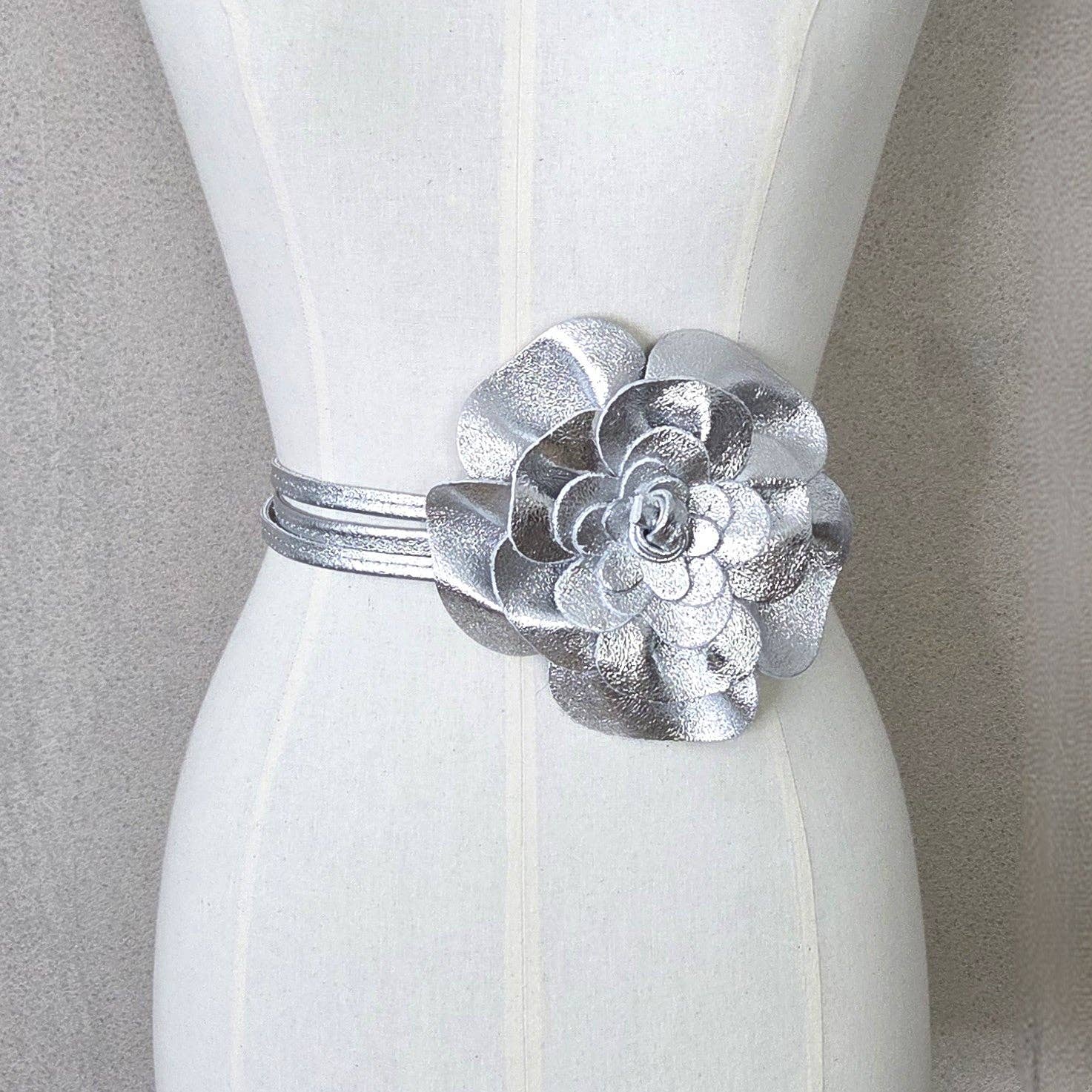 Tempest Designs – wholesale Belt – Women's – Large metallic leather flower belt2