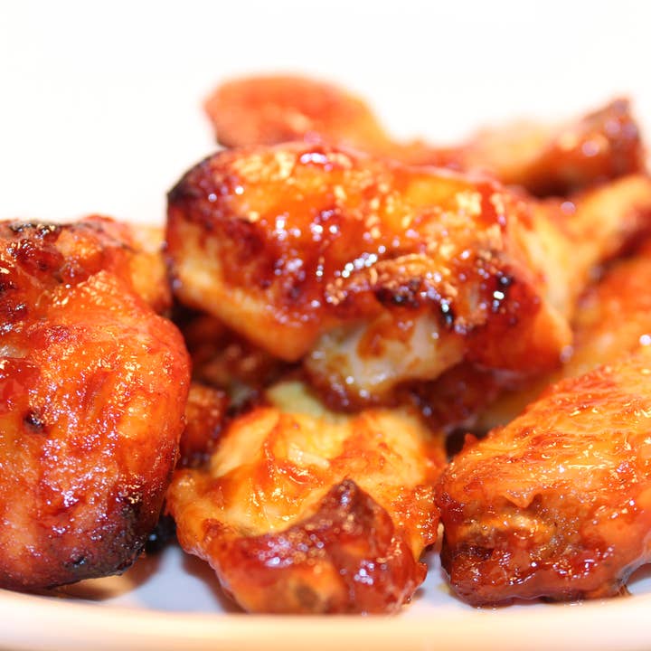 Mama Dip's Kitchen - Wholesale BBQ Sauce - Mama Dip's Vinegar-Based BBQ Sauce