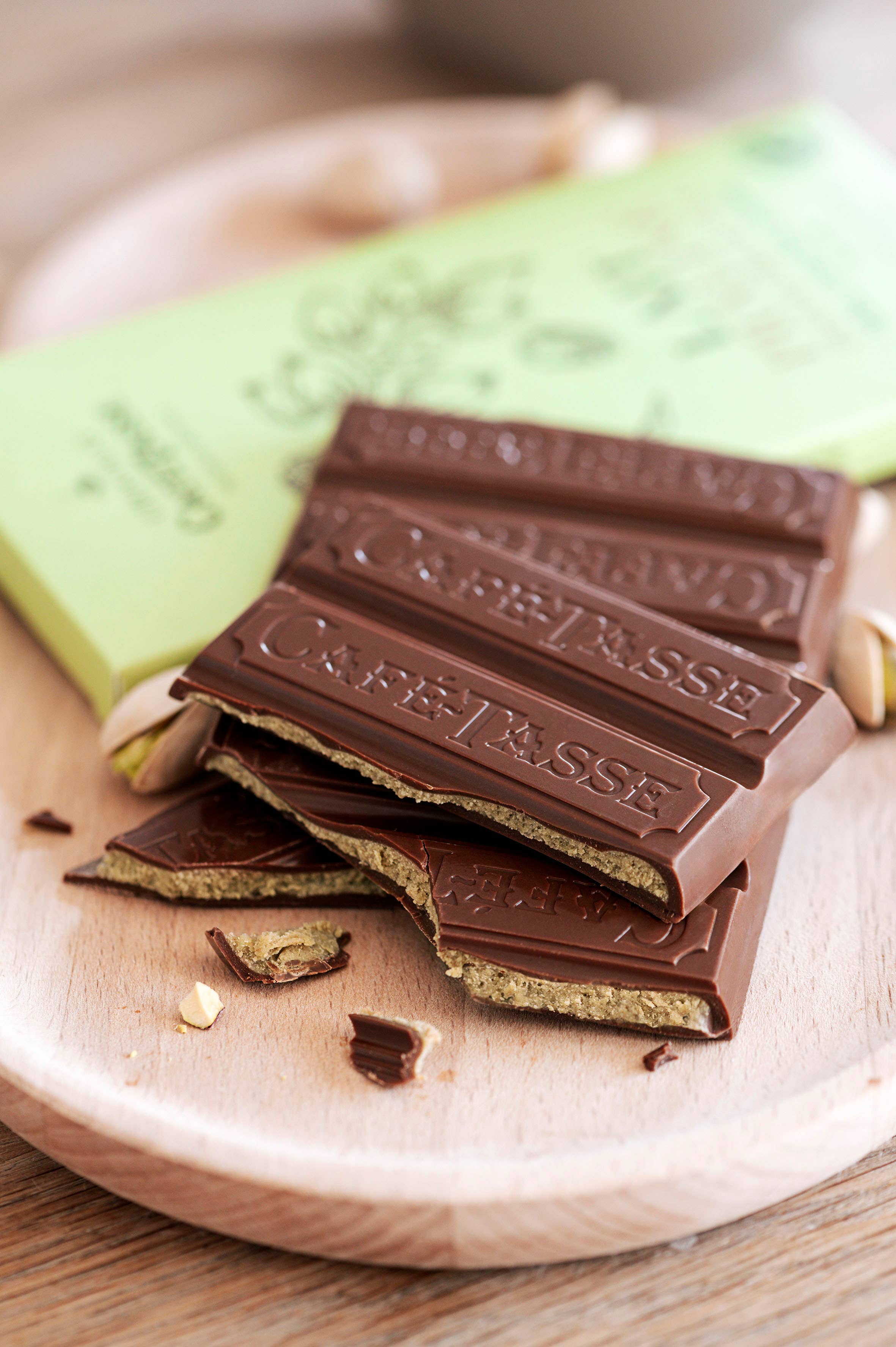 Café-Tasse - Vendita all'ingrosso Barretta di cioccolato - Tavoletta di cioccolato al latte con pralinato di pistacchio e sale2