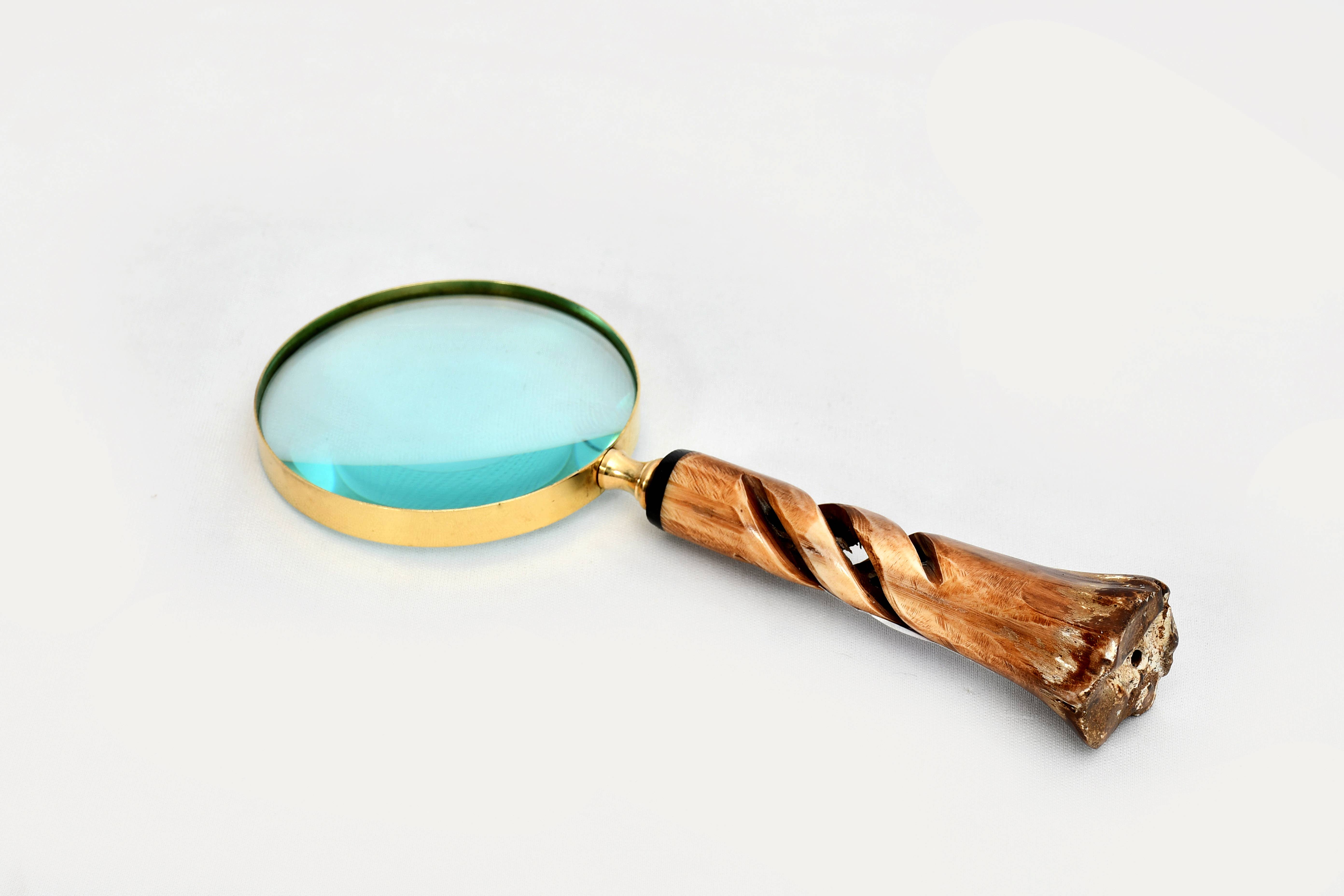 India Handicrafts Inc - Wholesale Magnifying Glass - Bone Handle Magnifying Glass1
