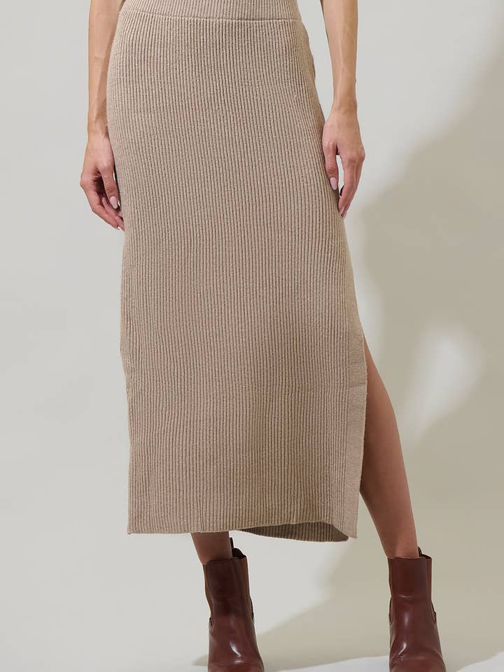 Maxi gonna Carthay Mile per la vendita all'ingrosso da parte di Sugarlips