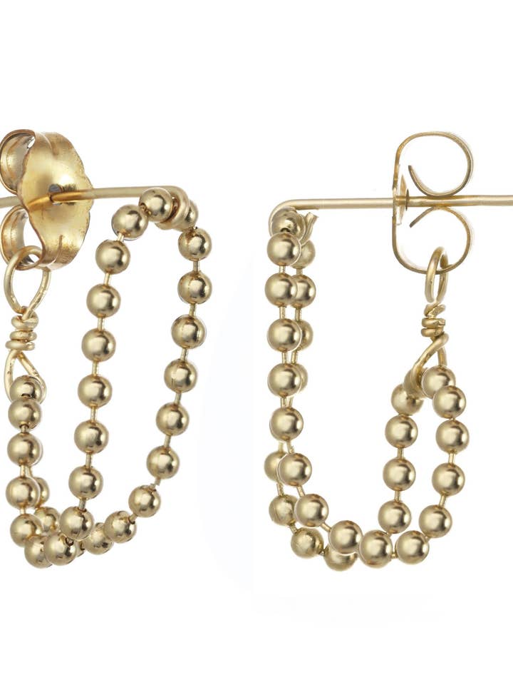 Venla Huggie oorbellen voor wholesale door KOZAKH