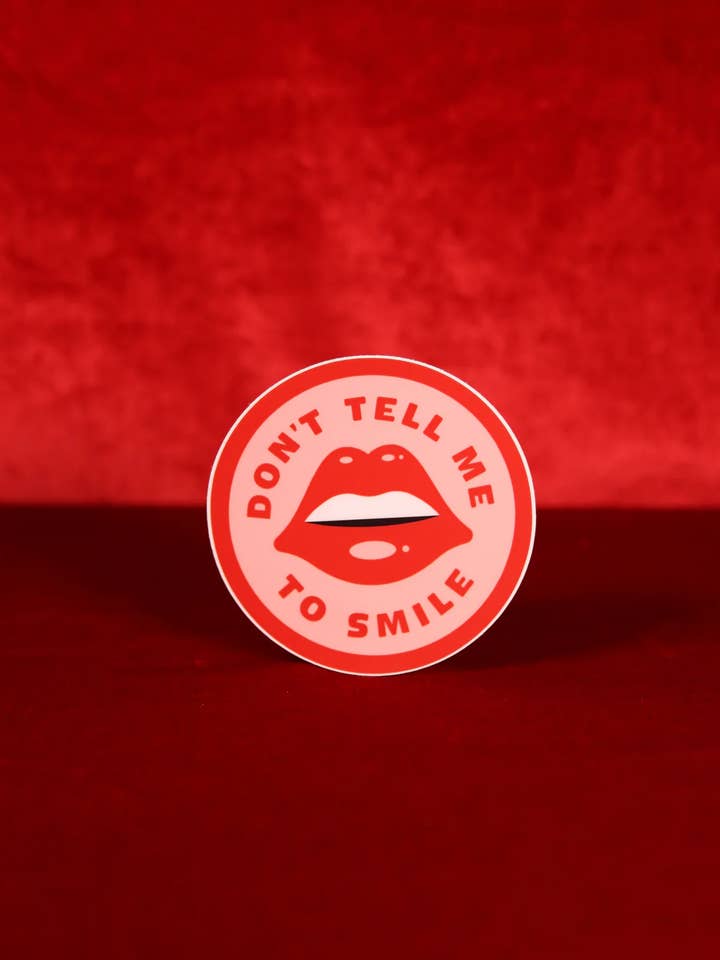 Don't Tell Me To Smile Sticker Roze- Groot voor wholesale door Hellcats USA