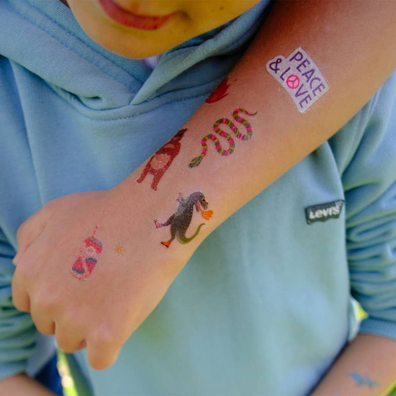 La Petite Épicerie - Wholesale Temporary Tattoo - Kids - Tattoo Pouch - Dino Crush2