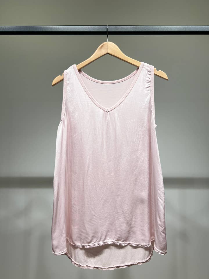 L'Emotion - Wholesale Tunic - Women's - Flared V-Neck Satin Tank Top 100% Viscose11