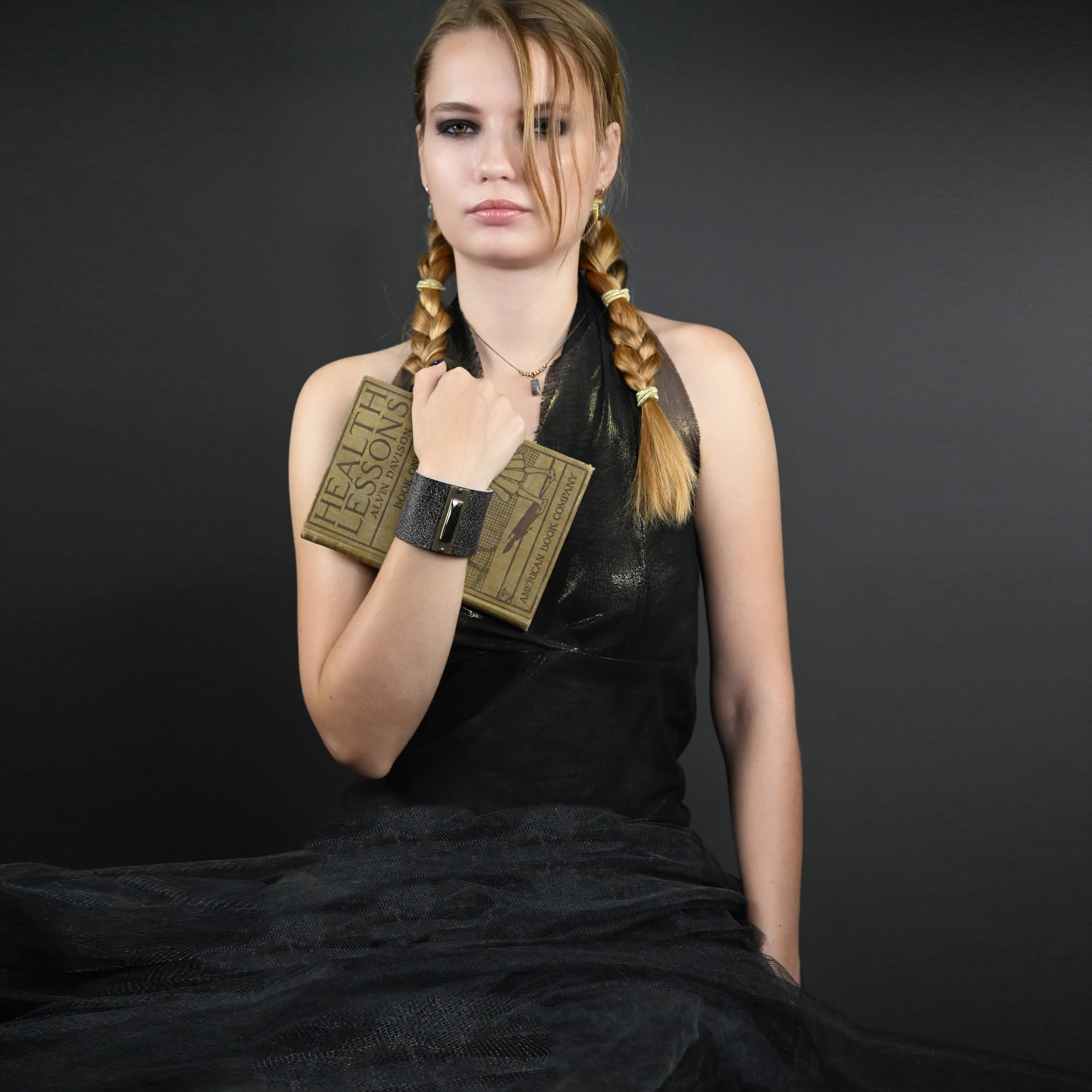 KBD Studio - Venta al por mayor Pulseras tipo brazalete - Brazalete de cuero de 5 cm con piedra semipreciosa (marrón envejecido)3