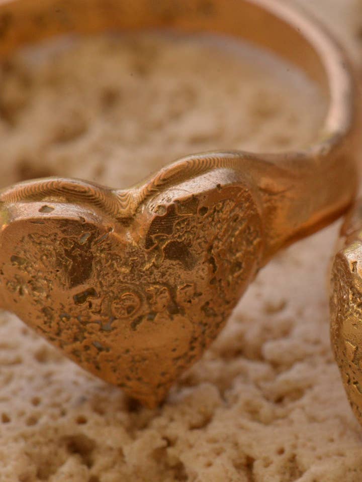 Love ring for wholesale by Montestruque