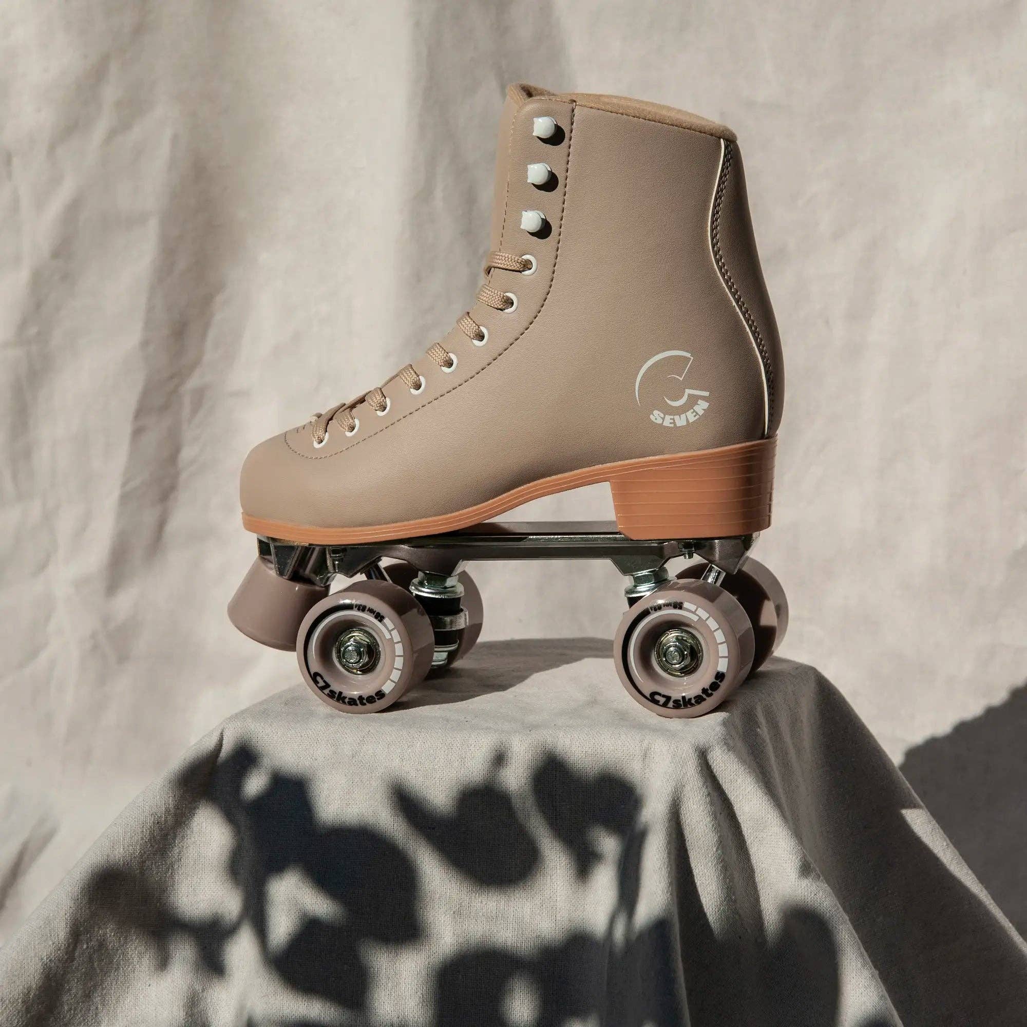 C7skates - Wholesale Roller Skates - Men's - Winter Wheat Quad Skates1