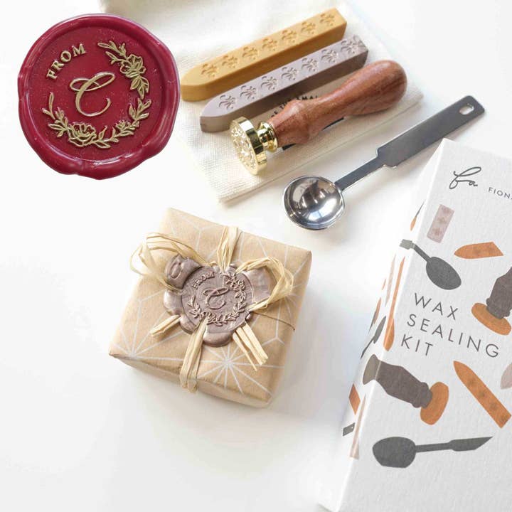 Fra A til Z alfabetbogstaver - kit til voksforsegling for engroshandel hos Fiona Ariva