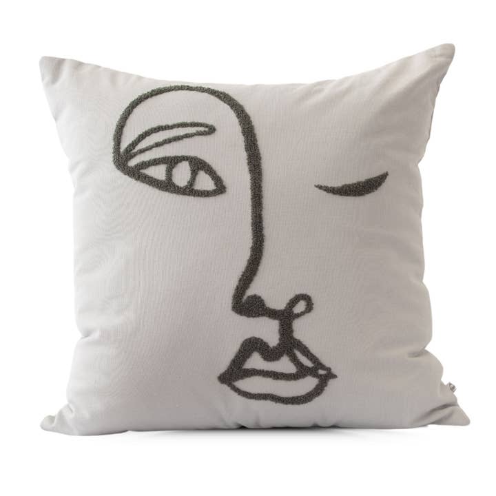 Fodera per cuscino ricamata Womxn, decoro femminista, realizzata a mano per la vendita all'ingrosso da parte di Tajik Home LLC