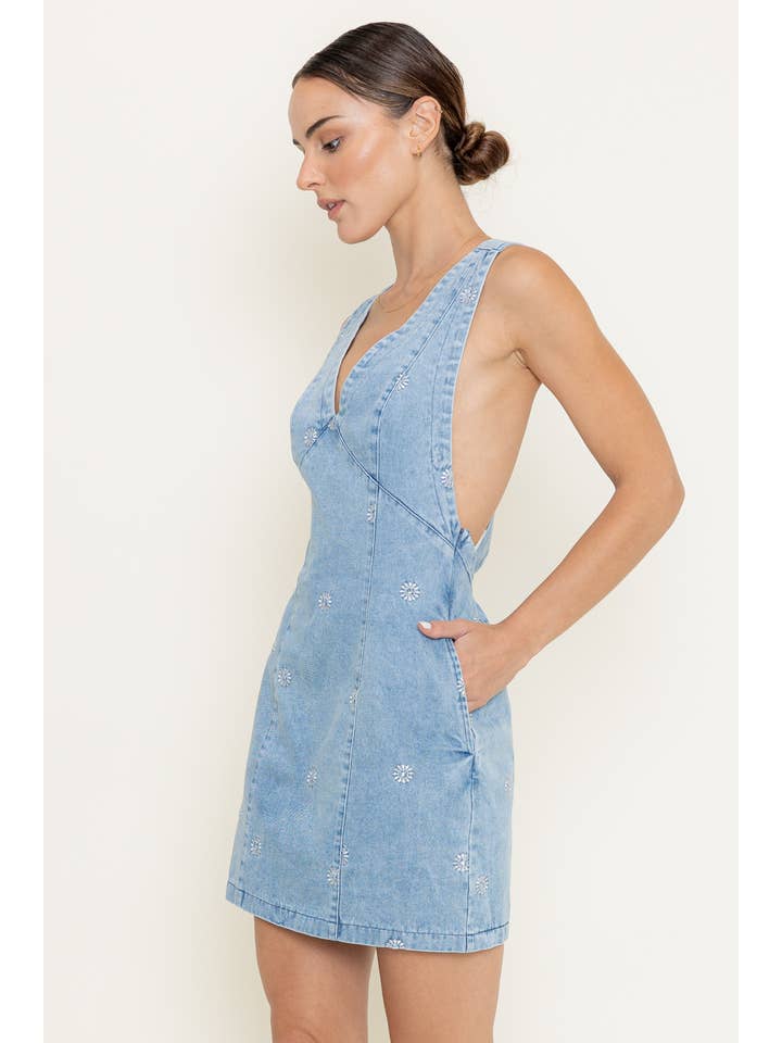 DENIM RETRO FLOWER DAISY EMBROIDERED VNECK MINI DRESS-DI9852FO for wholesale on Faire