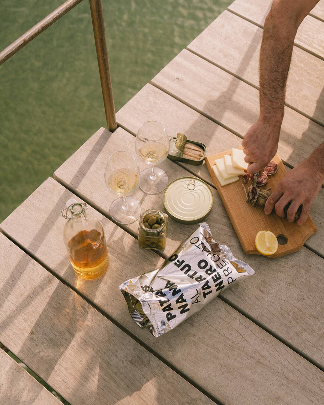 Patatas Nana - Wholesale Chips - Nana Potatoes with Precious Black Truffle 100g7