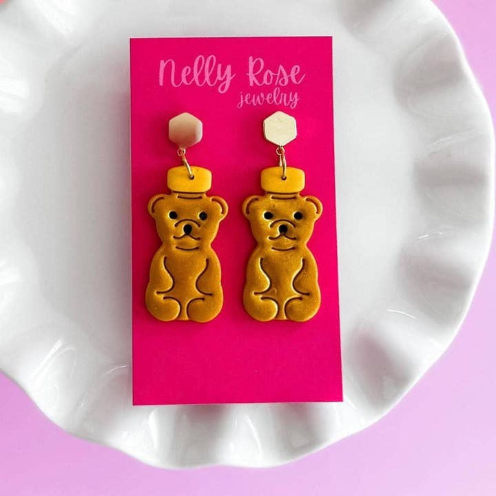 Honungsbjörnörhängen | Handgjorda | Lättvikt för wholesale av Nelly Rose Jewelry