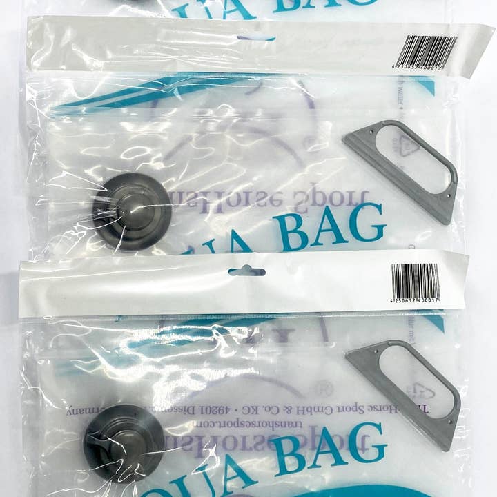 Sacca idrica sportiva e versatore Aqua bag accessori equestri per la vendita all'ingrosso da parte di Salzmann Restwaren GmbH