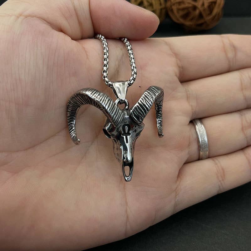 GemMeet - Venta al por mayor Collares con colgantes/abalorios - Collar con colgante de cabeza de oveja con forma de animal vintage1