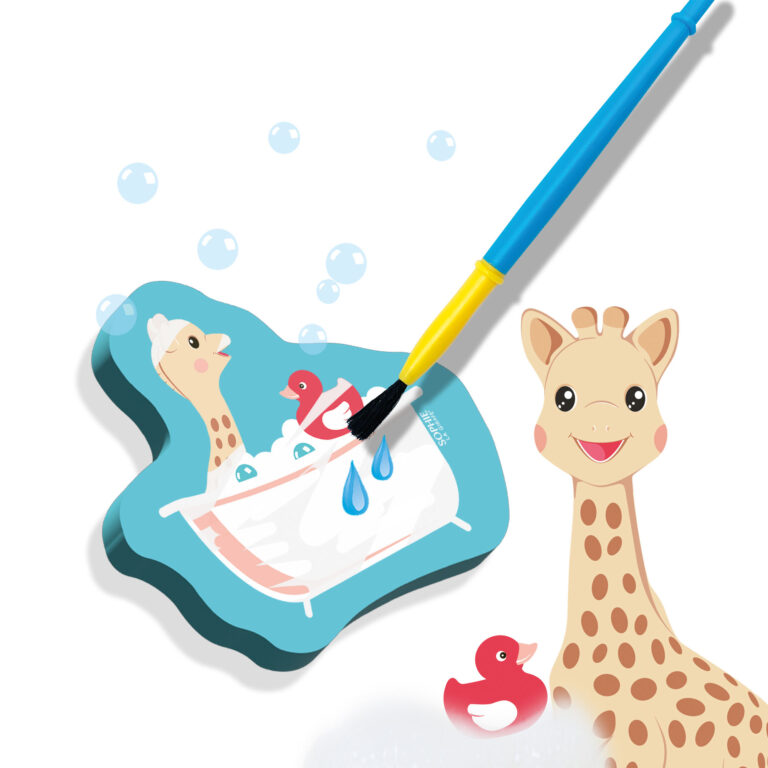 Robbie Toys Ltd - Wholesale Bath Toy - Baby - Sophie la giraffe - Colouring in the bath with water3