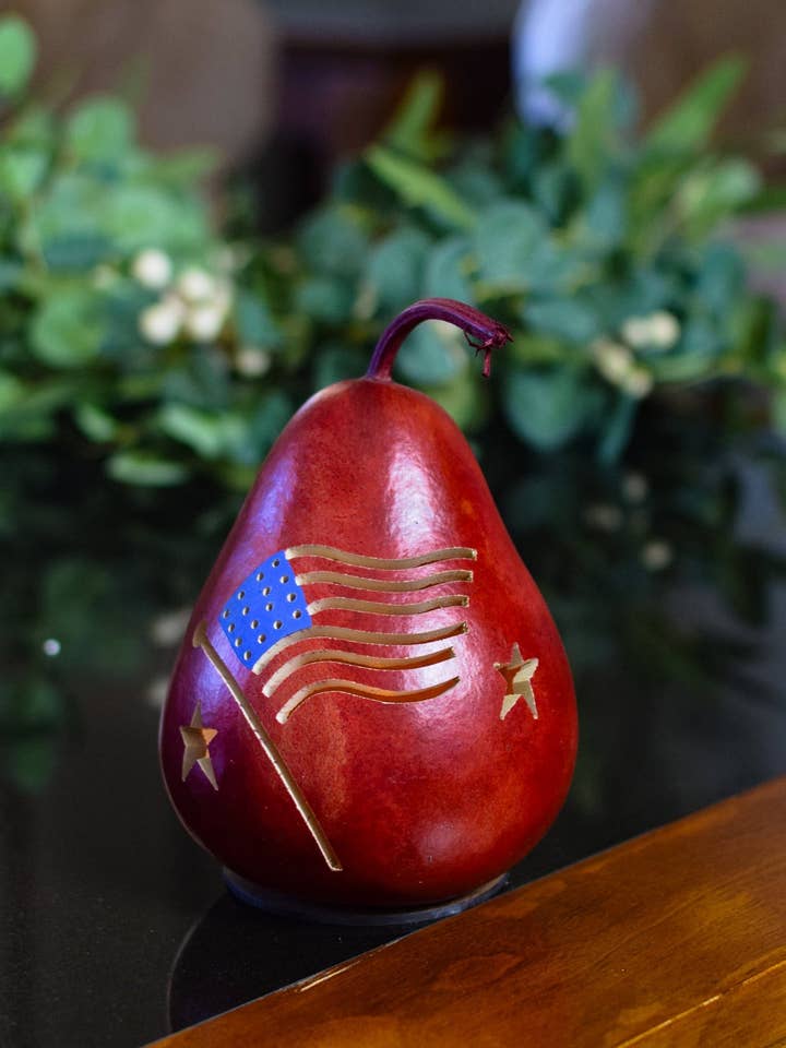 Drapeau américain - Miniature pour la vente par Meadowbrooke Gourds