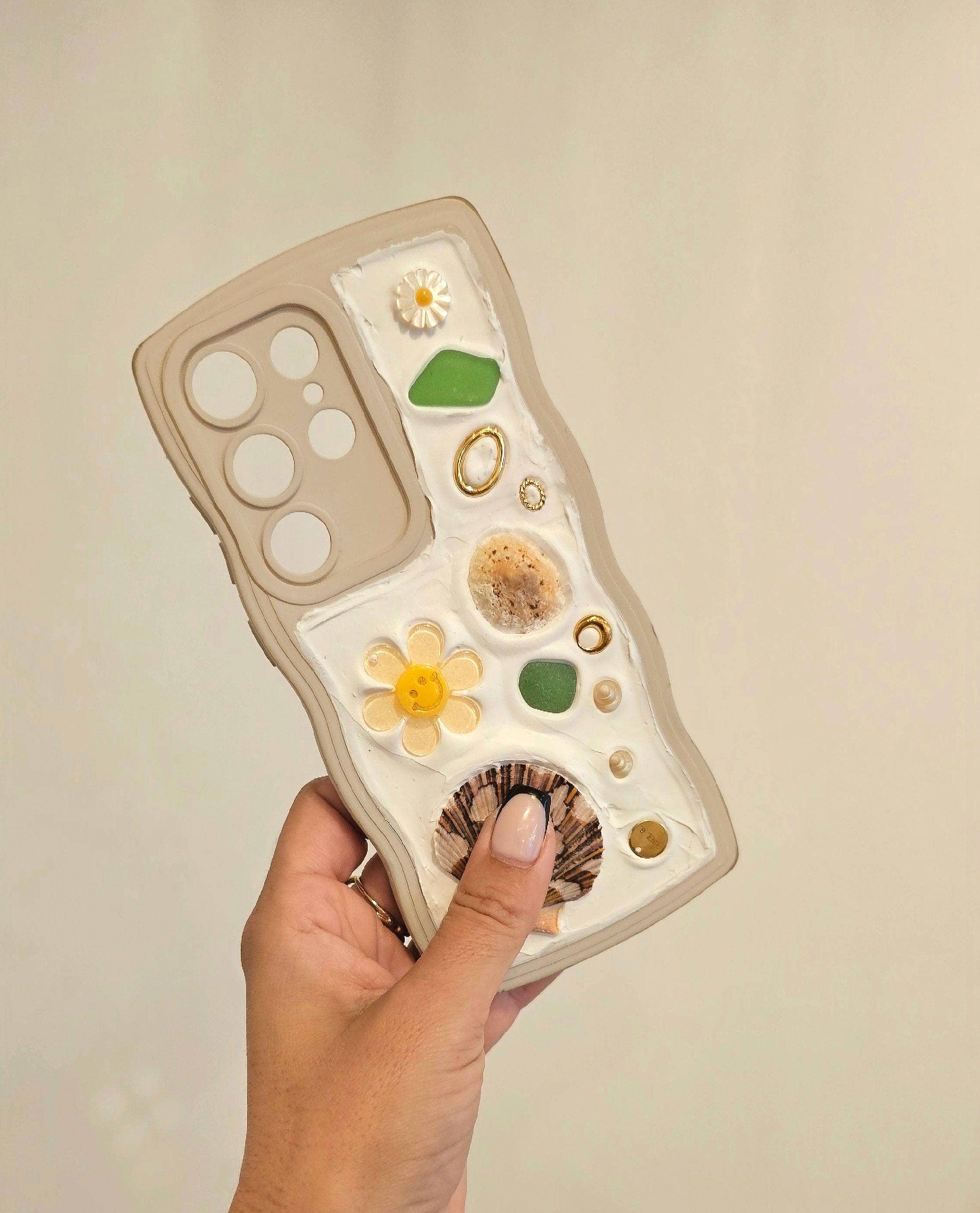 LA MAISON GISEL B. - Wholesale Phone Case - Women's - Coque de téléphone IPhone, Samsung & Co4