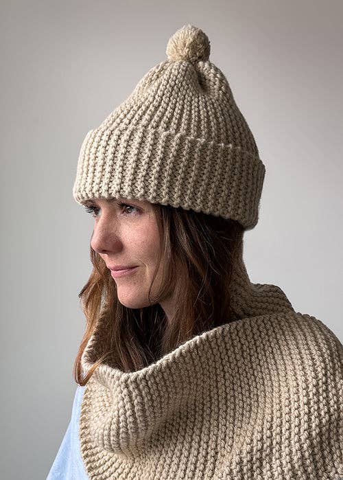 Project Weekend – wholesale DIY craft kit – DIY LEARN TO KNIT CRAFT KIT: CLASSIC POM BEANIE5