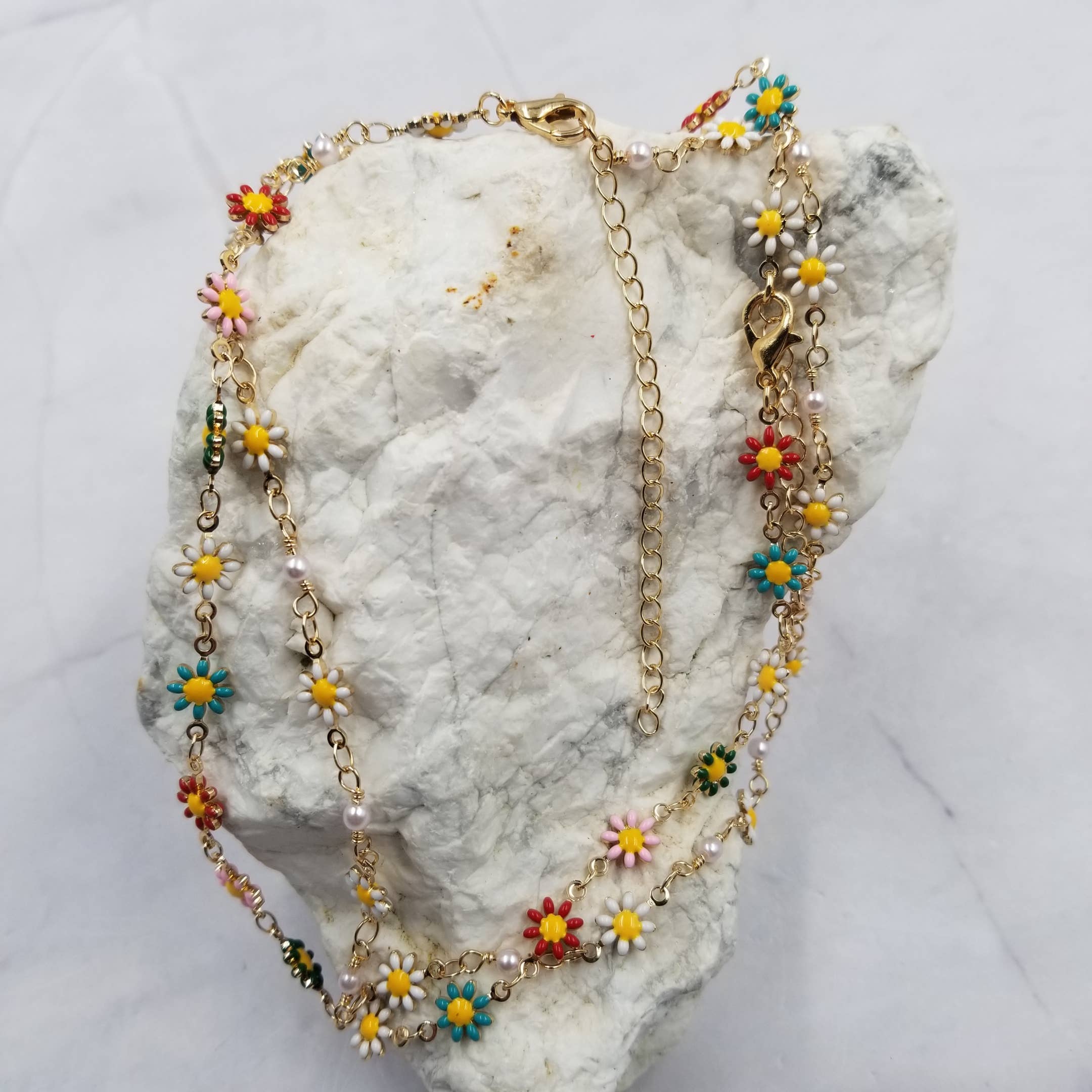 The Pretty Jewellery - Wholesale Pendant/Charm Necklace - All Around Daisy Flower Necklace1