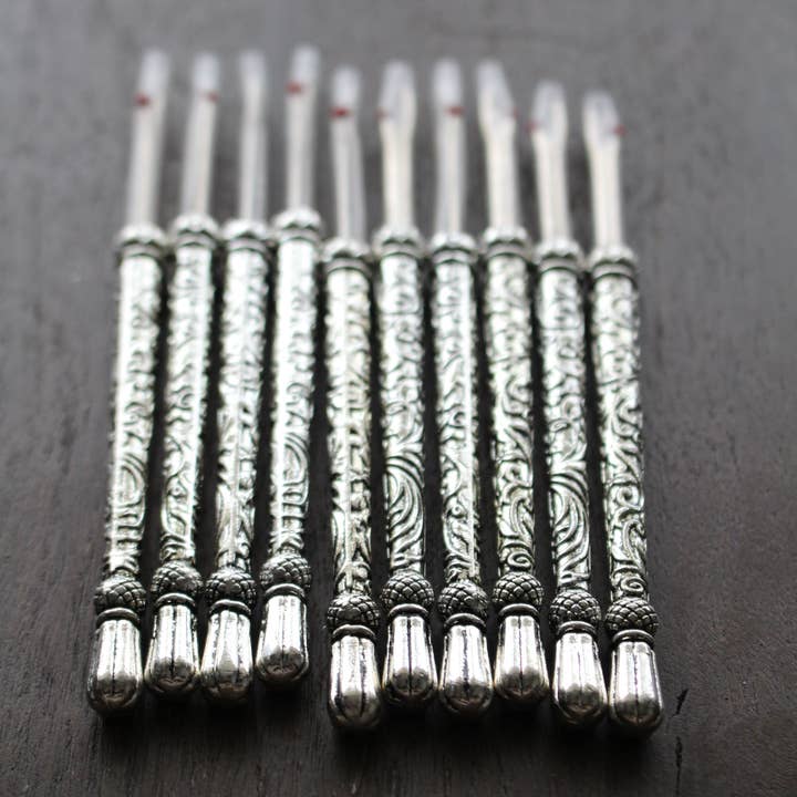 NNK Press - Wholesale Embroidery/Cross Stitch Supplies - Metal Engraved Seam Rippers (Set of 10)2